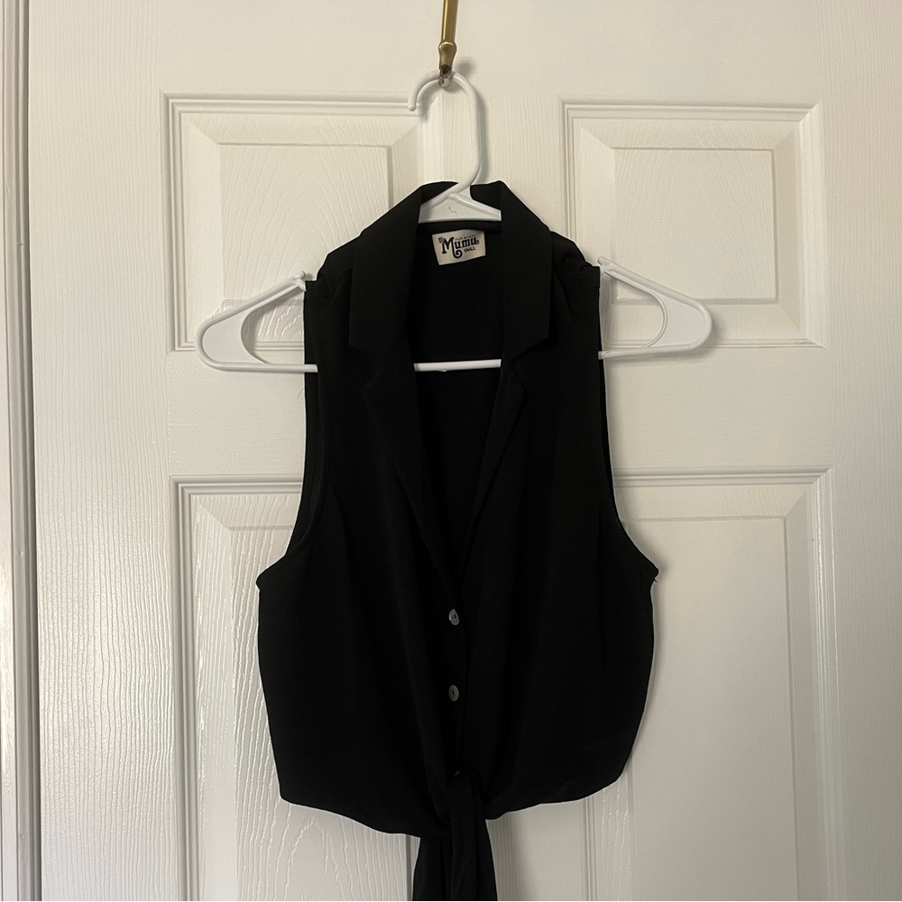 Show Me Your Mumu Black Crop